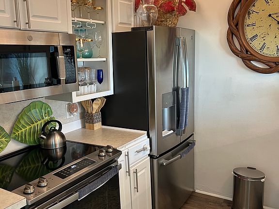 5th image of 2020 N Atlantic Ave #502