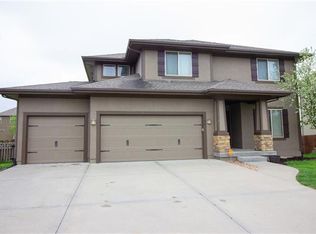 408 SW Eagles Ridge Dr, Blue Springs, MO 64014