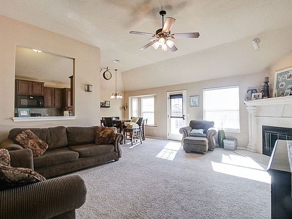 2nd image of 324 Tecumseh Meadows Dr