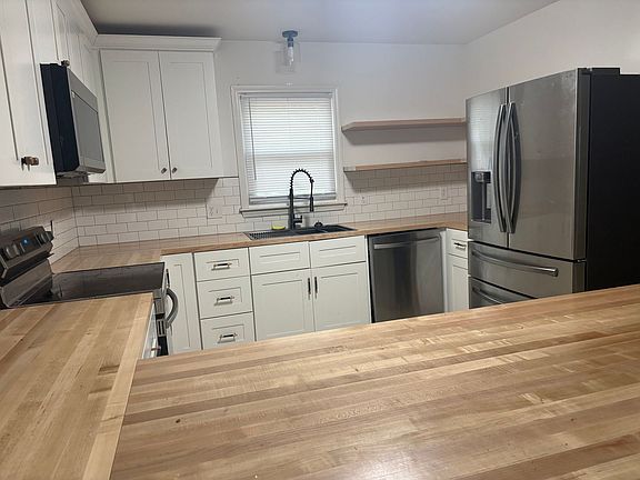 5th image of 105 Lenwood Ct