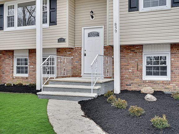 2nd image of 839 Royal Ln