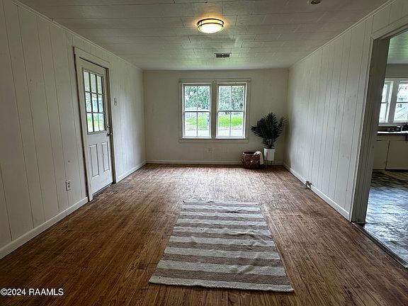 3rd image of 108 Estelle Dr