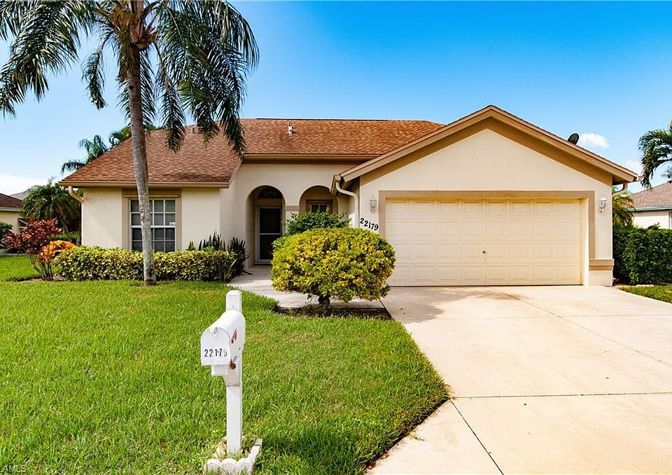 1st image of 22179 Seashore Cir