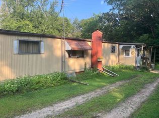 E2281 Spencer Lake Rd, Waupaca, WI 54981