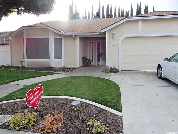 2nd image of 1167 Sweetbrier Pl