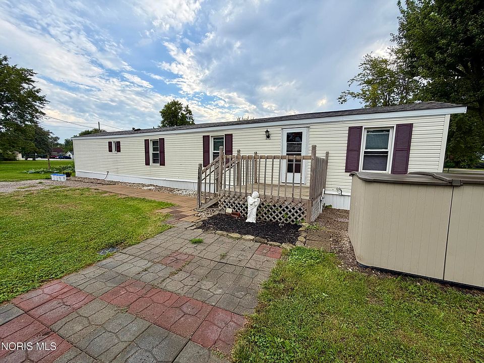 1st image of 206 Cedar St