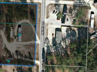 1814 Rainey Dr, Spring Lake, NC 28390