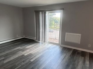 61 N Main St #E-3, Mechanicville, NY 12118