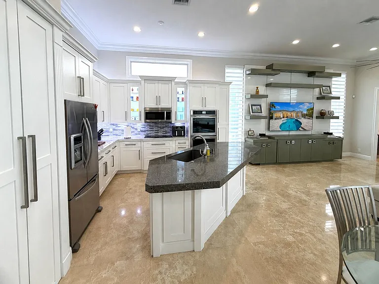 7750 NW 120th Dr — Photo 10