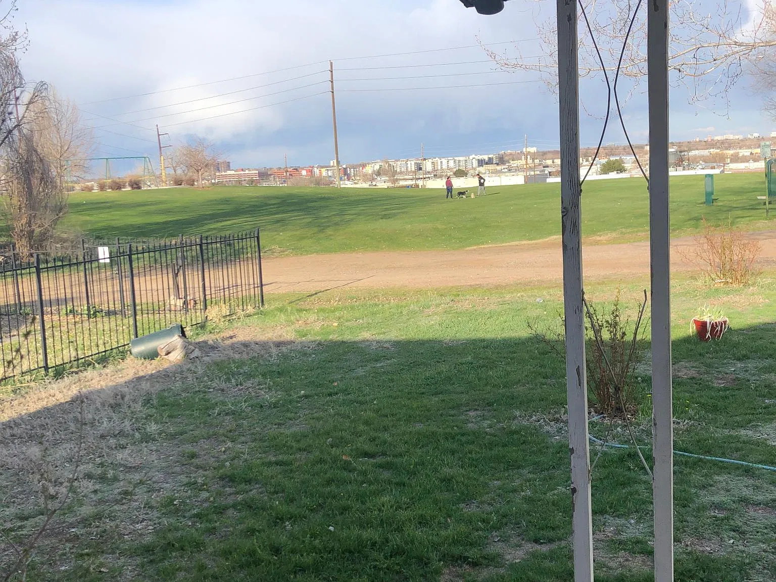 1385 S Navajo St — Photo 1