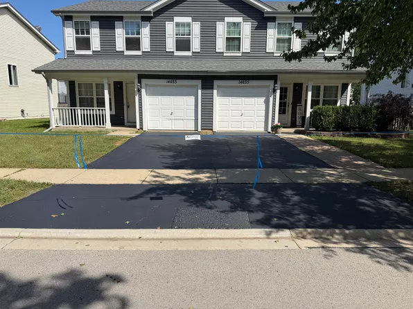14033 S Oregon Dr, Plainfield, IL 60544