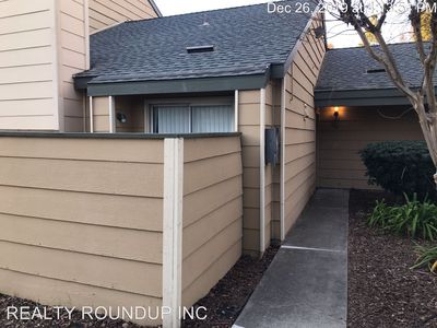 8212 Center Pkwy APT 20, Sacramento, CA, 95823