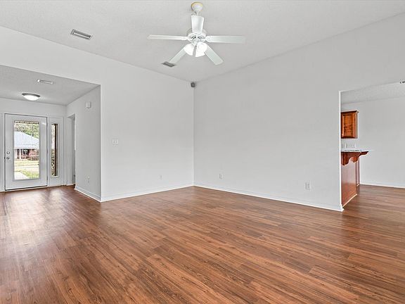 2nd image of 9704 Chariot Ave