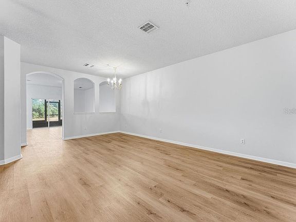 4th image of 2795 Oakwater Dr