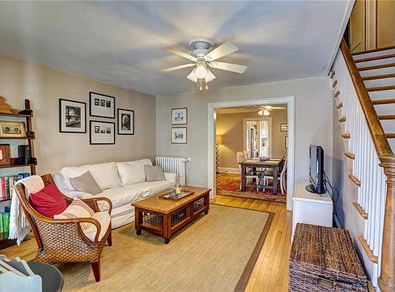 4th image of 22 W Sheppard St