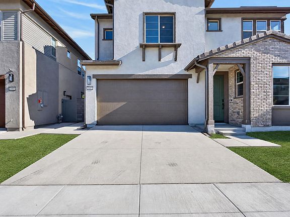 Sapphire at Rienda Homesite 3 Plan 1 Virtually Staged
