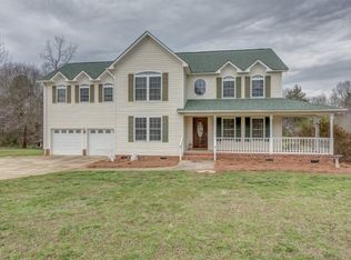 504 Willow Landing Dr, York, SC 29745
