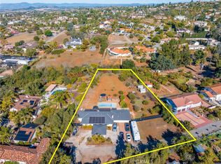 1768 Queens Way, Vista, CA 92084