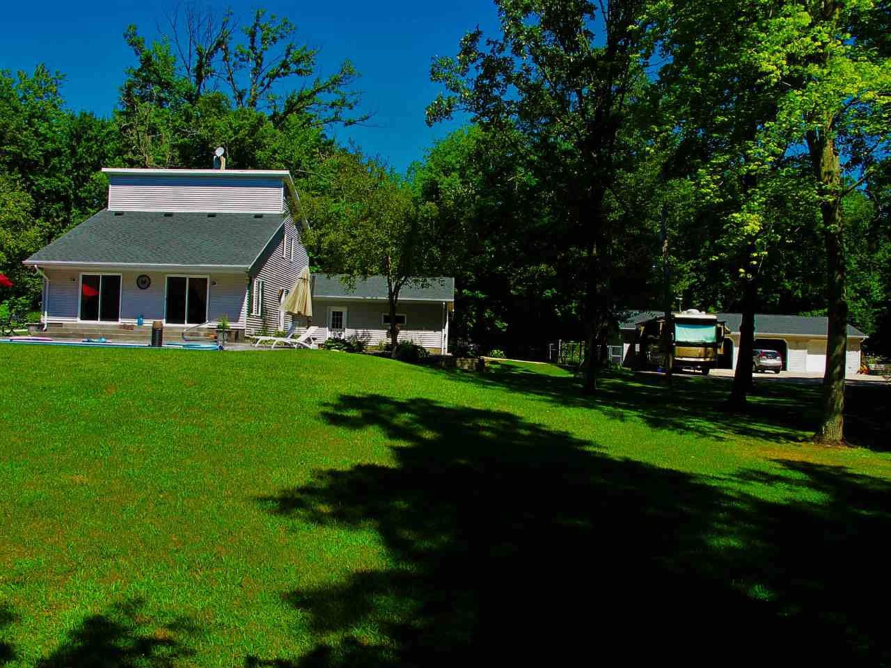 W8760 Cloverleaf Lake Rd, Clintonville, WI 54929 Zillow