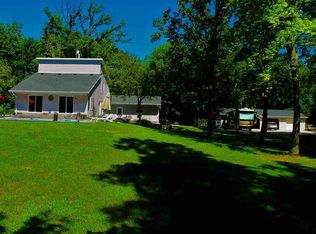 W8760 Cloverleaf Lake Rd, Clintonville, WI 54929