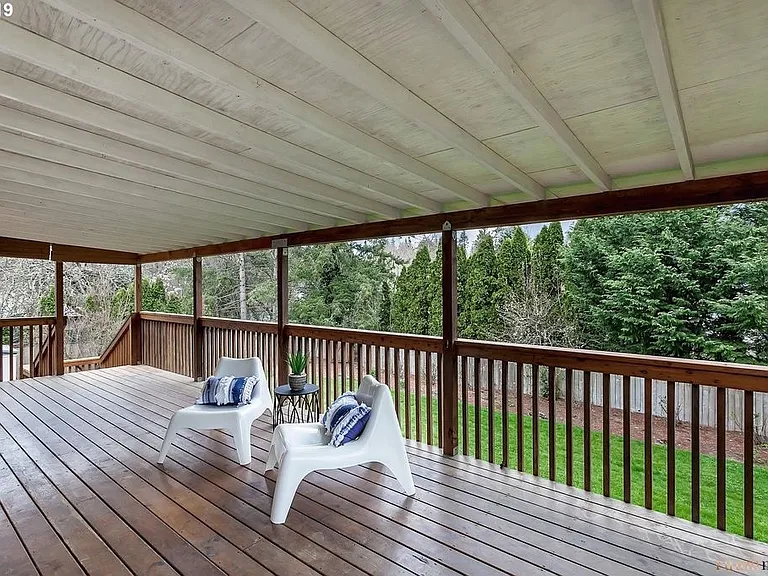 8205 SW Laurel St — Photo 4