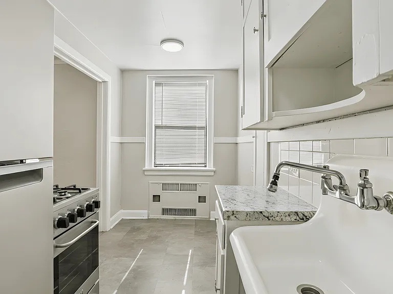 Marianne Apartments — Photo 4