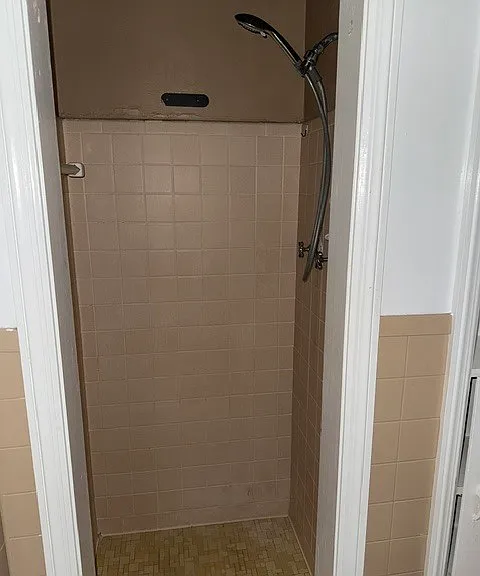 410 Park Ave — Photo 12