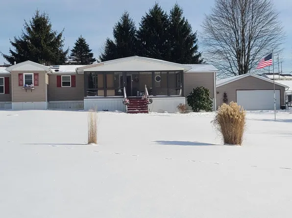 109 Sleepy Hollow Rd, Reynoldsville, PA 15851