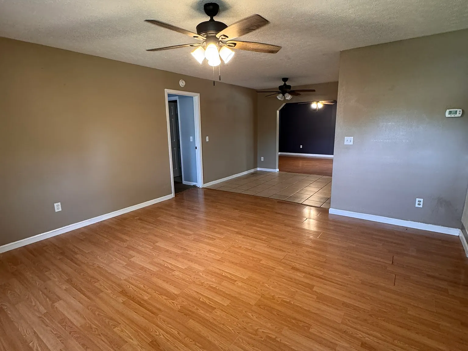 4 bed, 1304 sqft, $1,700 — Photo 4