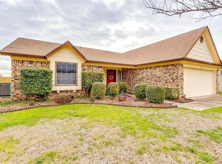 1025 Johnson St, Fort Worth, TX 76126