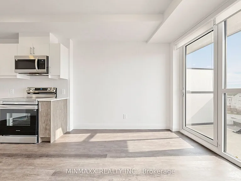 1333 Weber St E #710 — Photo 13