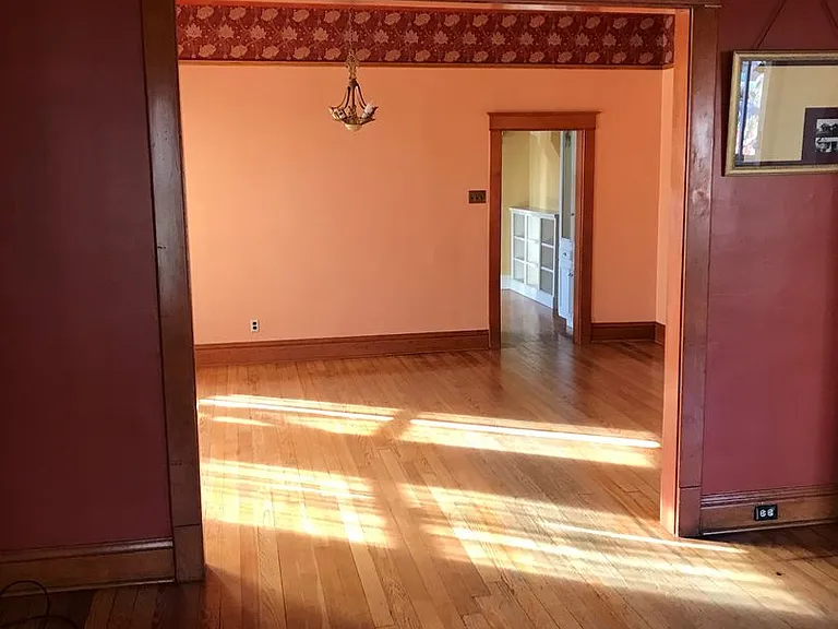 625 Walter St SE — Photo 10