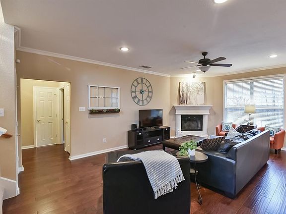 3rd image of 3805 Denise Ct