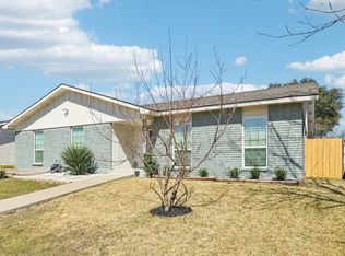 3235 Tres Logos Ln, Dallas, TX 75228