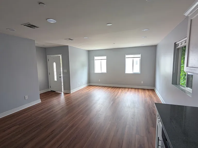 4836 W 18th St #4838-1/2 — Photo 3