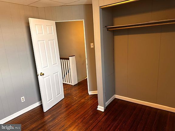 2nd image of 411 Millbank Rd