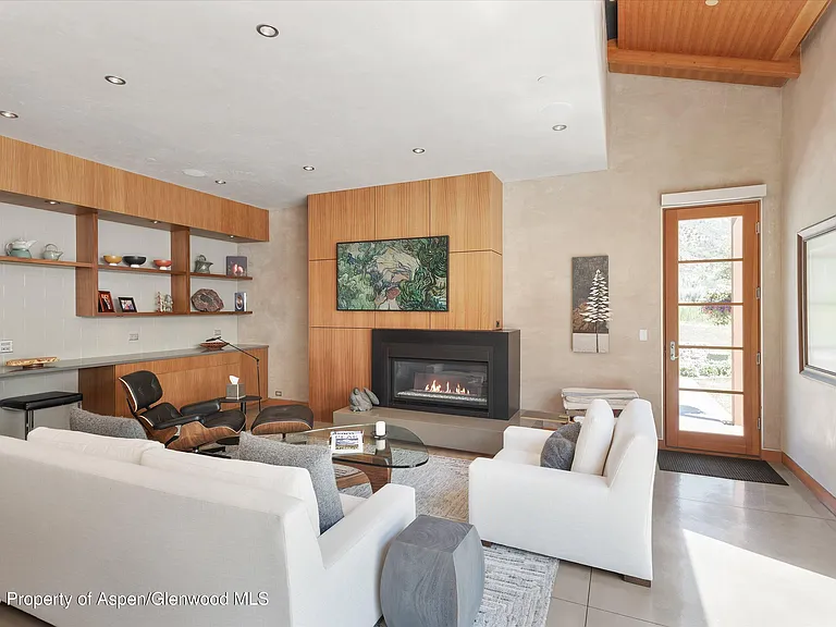 2556 Lower River Rd — Photo 14