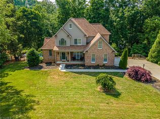 7707 Tall Meadows Dr, Kernersville, NC 27284