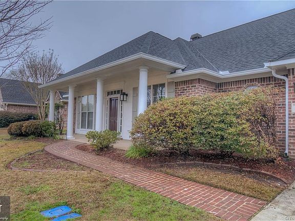 2nd image of 511 Grand Oaks Dr