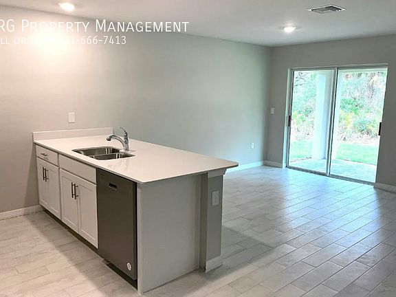 4th image of 3020 N Lakewood Rd