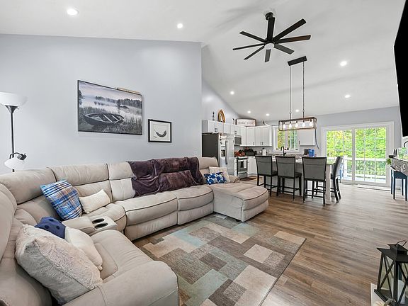 4th image of 4 McCarthy Rd
