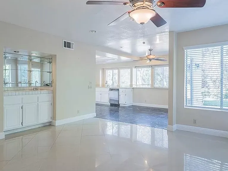 3262 Forest Meadow Dr — Photo 8