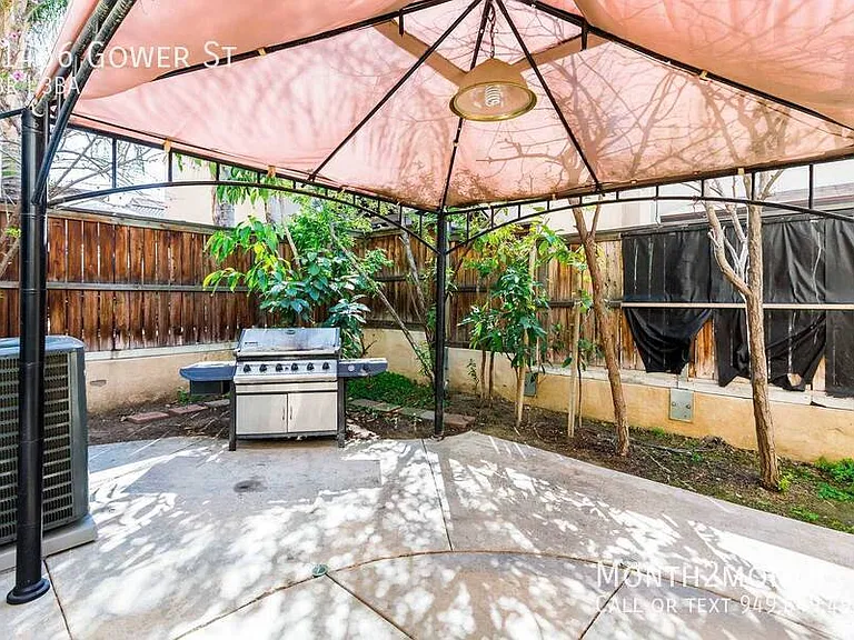 11466 Gower St — Photo 21