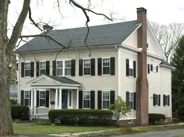 249 Crescent St, Northampton, MA 01060