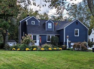 79 Beechwood Rd, Florham Park, NJ 07932