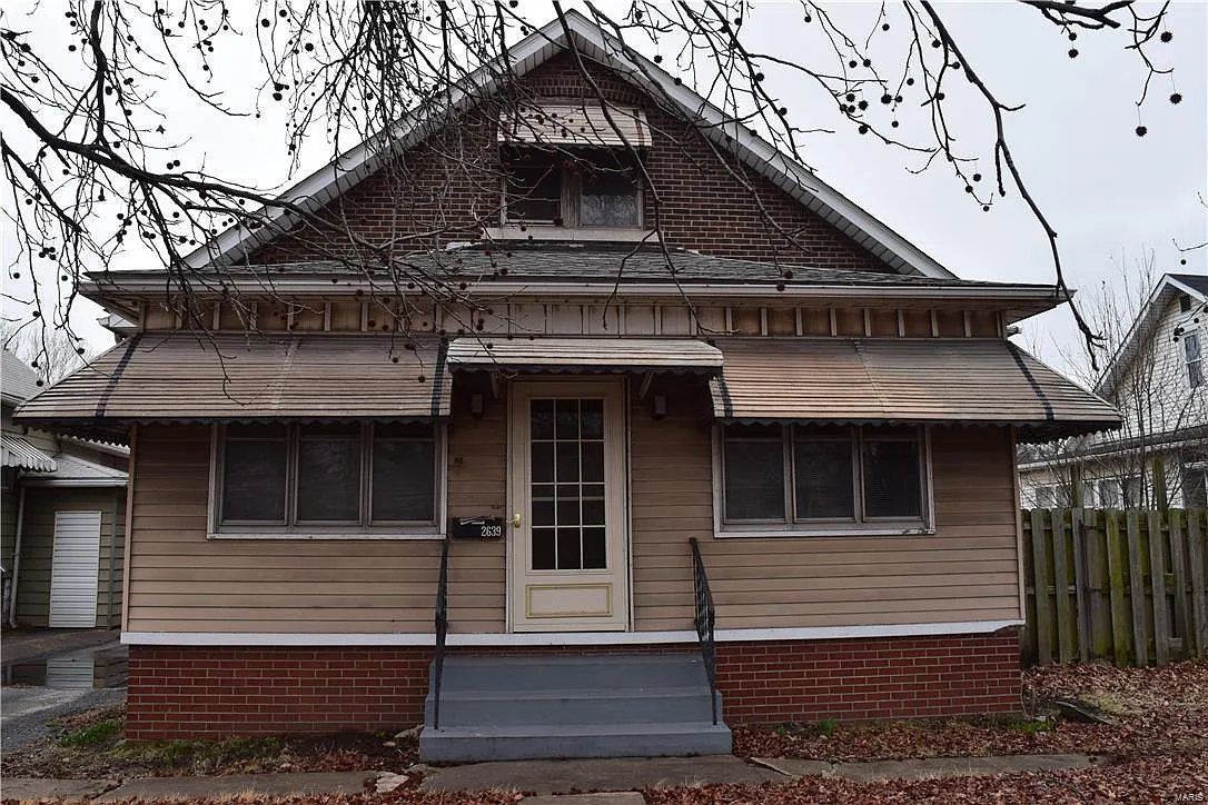 2639 Madison Ave photo 1