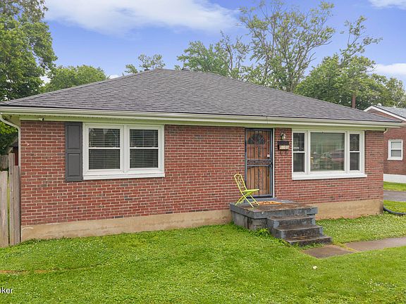2nd image of 1703 Cardinal Ct