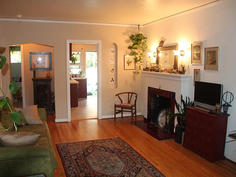 6500 N Michigan Ave #2 — Photo 4
