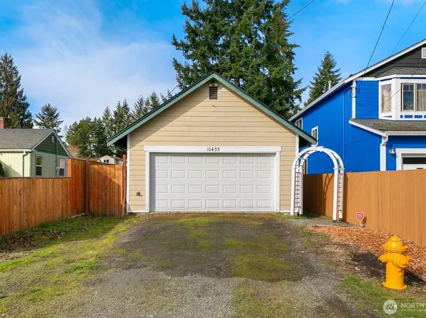 10433 2nd Avenue SW, Seattle, WA 98146