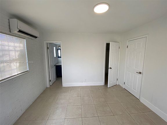 2nd image of 310 NE 82nd St APT 2